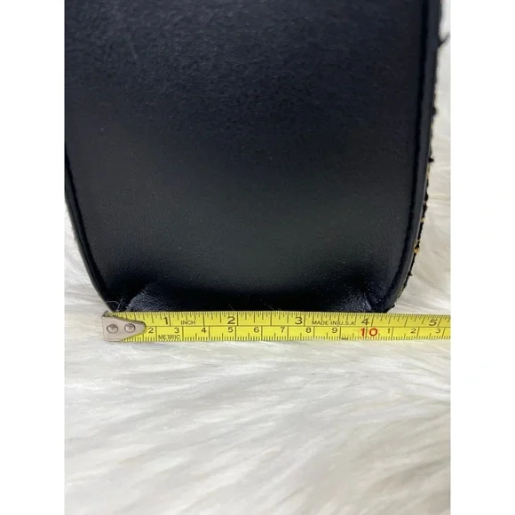 Badgley Mischka Medium Black and Cream Satchel with Structured Design - Picture 5 of 6